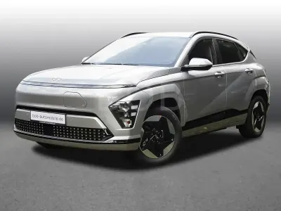 Gebraucht Hyundai Kona Advantage 114 kW (156 PS) 2025 Shimmering silver SUV