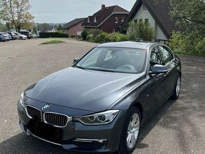 gebraucht BMW 320 d xDrive Luxury Line