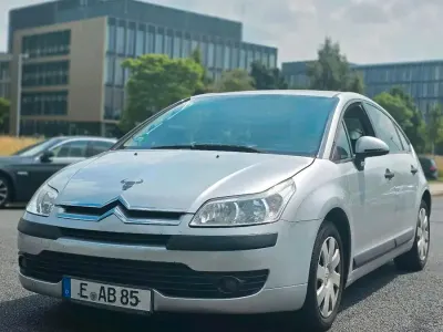 Gebraucht Citroën C4 85 PS (62 kW) 2006 Grau Kleinwagen
