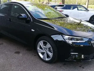 Gebraucht Opel Insignia Business 174 PS (127 kW) 2021 Schwarz Limousine