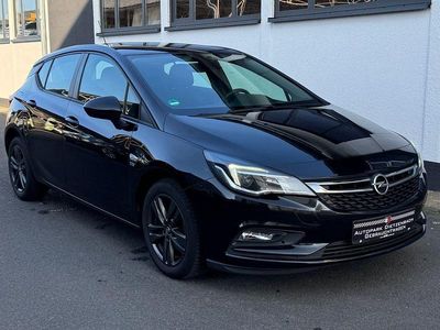 Usata Opel Astra Edition 105 CV (77 kW) 2019 Nero Berlina