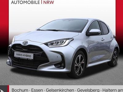 Silber Neu 2025 Toyota Yaris Hybrid Limousine | 27.489 € (Fairer Preis)