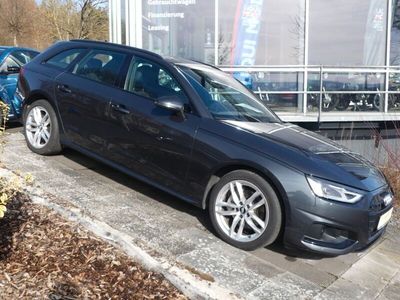 Gebraucht Audi A4 Advanced 190 PS (139 kW) 2020 Grau Kombi