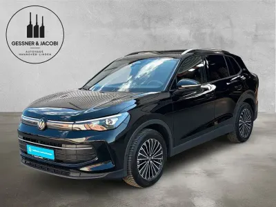 Gebraucht VW Tiguan Goal 150 PS (110 kW) 2025 Schwarz SUV