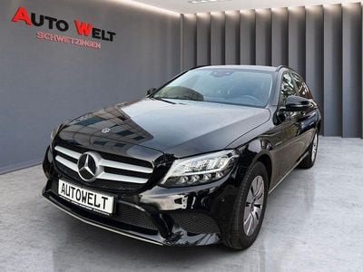 Gebraucht Mercedes C200 160 PS (117 kW) 2020 Schwarz Limousine