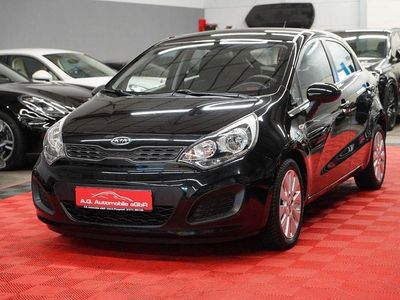 Schwarz Gebraucht 2011 Kia Rio Limousine | 3.950 € (Guter Preis)