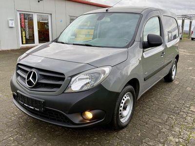 Mercedes Citan 109