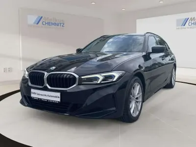 Gebraucht BMW 318 Shadowline 156 PS (114 kW) 2024 Saphirschwarz Kombi