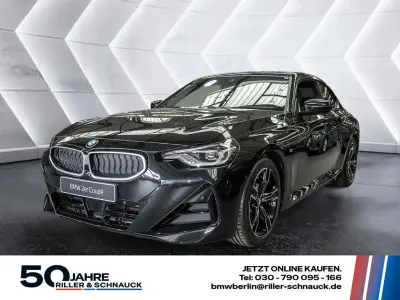 Neu BMW 220 M Sport 184 PS (135 kW) 2025 Black sapphire Coupé