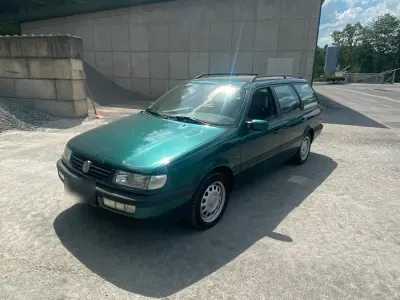 Gebraucht VW Passat 115 PS (84 kW) 1995 Grün Kombi
