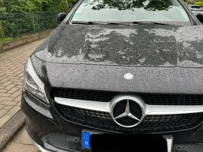 Gebraucht Mercedes CLA180 122 PS (89 kW) 2016 Schwarz Coupé