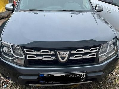 Gebraucht Dacia Duster Lauréate 114 PS (83 kW) 2017 Grau SUV
