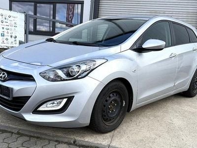 Gebraucht Hyundai i30 Edition 110 PS (80 kW) 2014 Silber Kombi