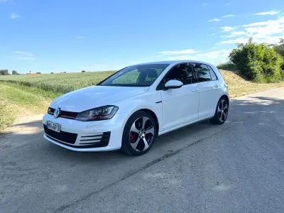 Gebraucht VW Golf VII GTI 220 PS (161 kW) 2014 Weiß Limousine