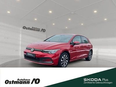 Gebraucht VW Golf VIII Life 110 PS (80 kW) 2022 Rot Limousine