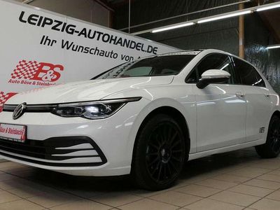 Gebraucht VW Golf VII Life 150 PS (110 kW) 2020 Pure white Limousine