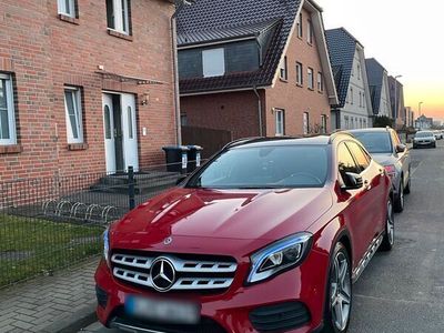 gebraucht Mercedes GLA180 