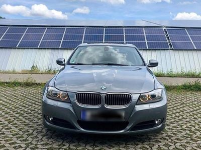 Second-hand BMW 330 272 CP (200 kW) 2011 Gri Berlinǎ