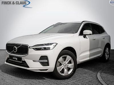 Begagnad Volvo XC60 Momentum 197 HK (144 kW) 2022 Vit SUV