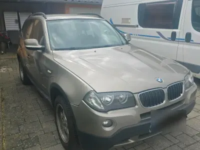Gebraucht BMW X3 150 PS (110 kW) 2010 Gold SUV