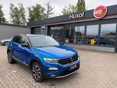 Używany VW T-Roc Active 150 KM (110 kW) 2021 Niebieski SUV