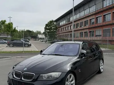 Gebraucht BMW 330 M Sport 245 PS (180 kW) 2011 Schwarz Kombi