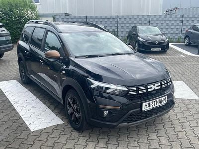 Neu Dacia Jogger Extreme 101 PS (74 kW) 2025 Perlmuttschwarz metallic (schwarz) Van / Kleinbus