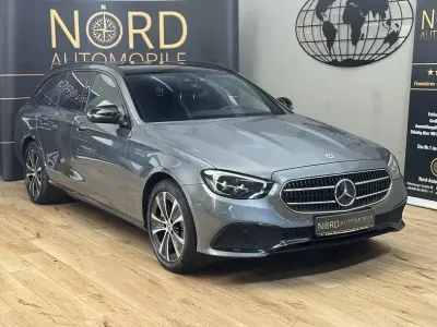Gebraucht Mercedes E300 Avantgarde 320 PS (235 kW) 2022 Grau Limousine