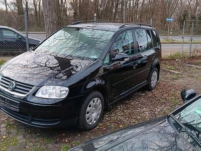 Schwarz Gebraucht 2005 VW Touran Van / Kleinbus | 1.450 € (Superpreis)