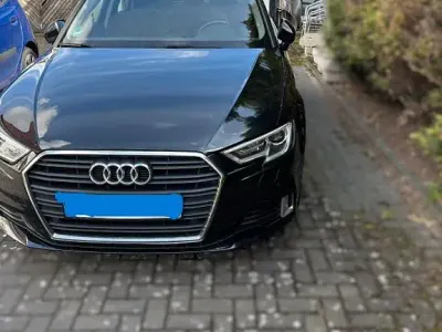 Gebraucht Audi A3 Sport 150 PS (110 kW) 2018 Schwarz Limousine