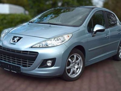 gebraucht Peugeot 207 Platinum 1.6HDi 80kW PANO SCHIEBEDACH 8-Fach