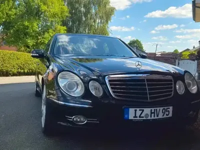 Gebraucht Mercedes 220 170 PS (125 kW) 2006 Schwarz Limousine