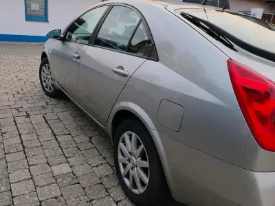 Gebraucht Nissan Primera 116 PS (85 kW) 2004 Silber Limousine