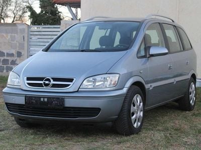 Second-hand Opel Zafira Njoy 125 CP (91 kW) 2005 Argintiu Monovolum