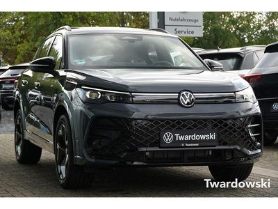 Gebraucht VW Tiguan R-line 272 PS (200 kW) 2025 Delfingrau metallic SUV
