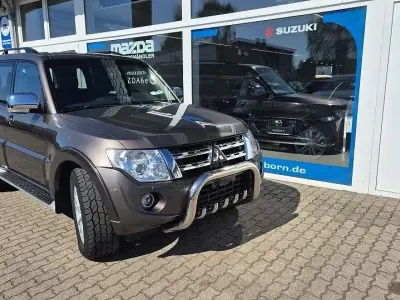 Usata Mitsubishi Pajero Edition 200 CV (147 kW) 2014 Marrone SUV