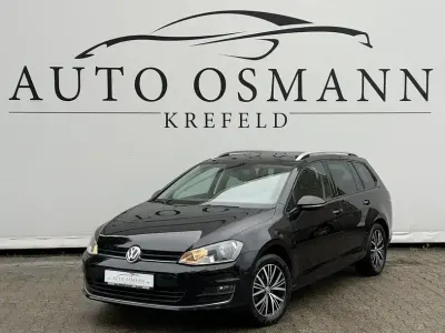 Gebraucht VW Golf VII Allstar 125 PS (91 kW) 2016 Deep black perleffekt Kombi