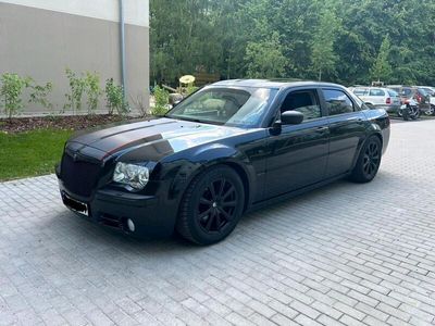 gebraucht Chrysler 300C 5,7 V8 MEMI Farbe schwarz