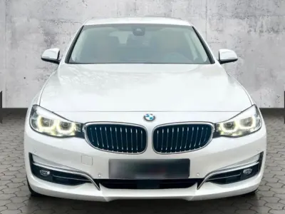 Gebraucht BMW 320 Luxury Line 186 PS (136 kW) 2019 Weiß Coupé