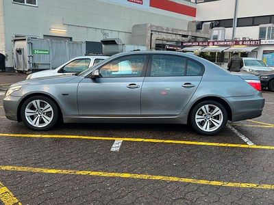 Grau Gebraucht 2009 BMW 520 Limousine | 7.750 € (Etwas zu teuer)
