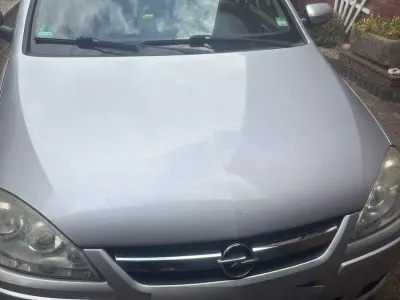 Gebraucht Opel Corsa 80 PS (58 kW) 2006 Silber Kleinwagen