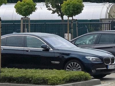 BMW 730