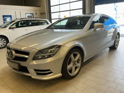 Używany Mercedes CLS350 Shooting Brake AMG 306 KM (225 kW) 2013 Srebrny Kombi