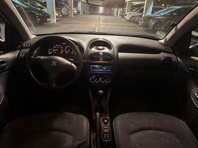 Brugt Peugeot 206 75 HK (55 kW) 2004 Rød MPV