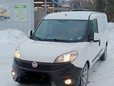 Second-hand Fiat Doblò Lounge 105 CP (77 kW) 2015 Alb Monovolum