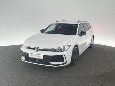 Weiß Gebraucht 2025 VW Passat R-line Limousine | 40.810 € (Etwas zu teuer)