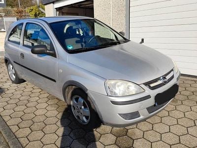 Silber Gebraucht 2004 Opel Corsa Limousine | 650 € (Superpreis)