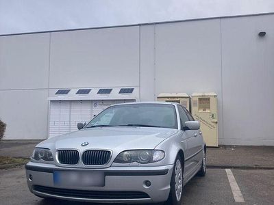 Gebraucht BMW 320 170 PS (125 kW) 2002 Silber Limousine