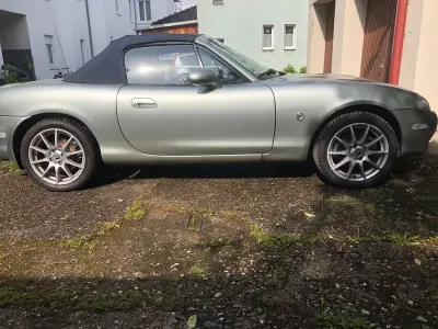 Gebraucht Mazda MX5 110 PS (80 kW) 2003 Silber Cabrio