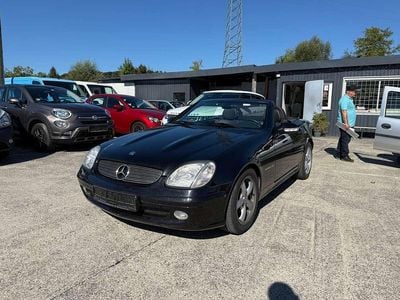 Schwarz Gebraucht 2003 Mercedes SLK200 Cabrio | 9.590 €